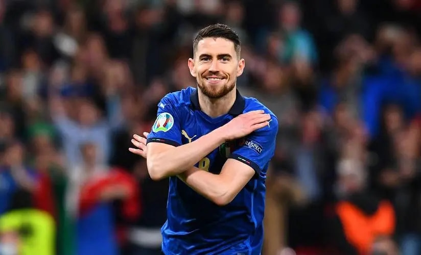 关键时刻中超焦点战，里尔更衣室发声，质疑声仍在，训练强度明显提升(排除干扰顶住压力奋勇夺冠)-九游体育入口